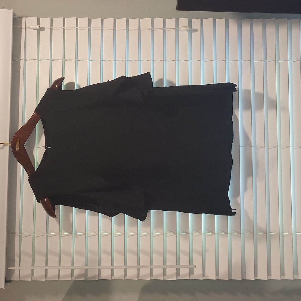 Lafayette 148 Flutter Sleeve Silk Blouse